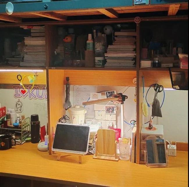 美术系1.jpg 美术系1.jpg