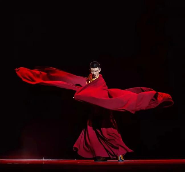 舞剧《仓央嘉措》主演 黄琛迪.jpg